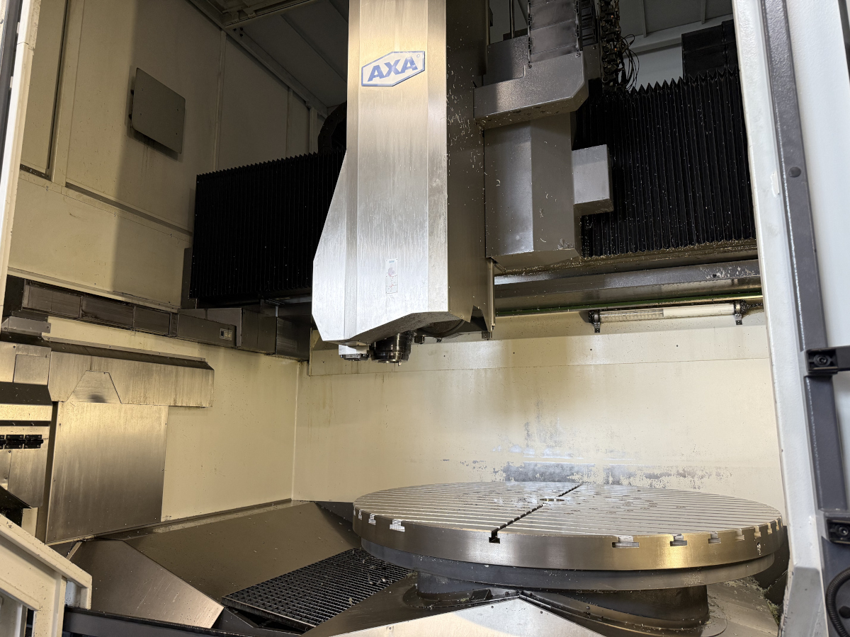 Sorvaava 5-akselinen työstökeskus AXA VPC 55 UT