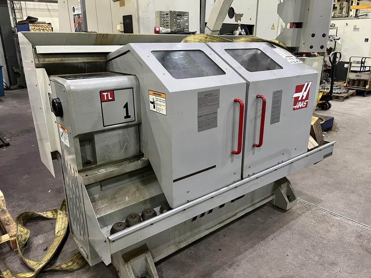 Haas TL-1HE (2004)